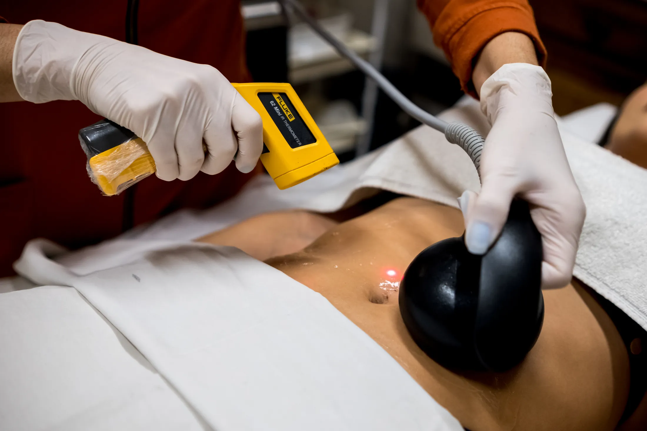Protocolo corporal com tecnologia no Fascia